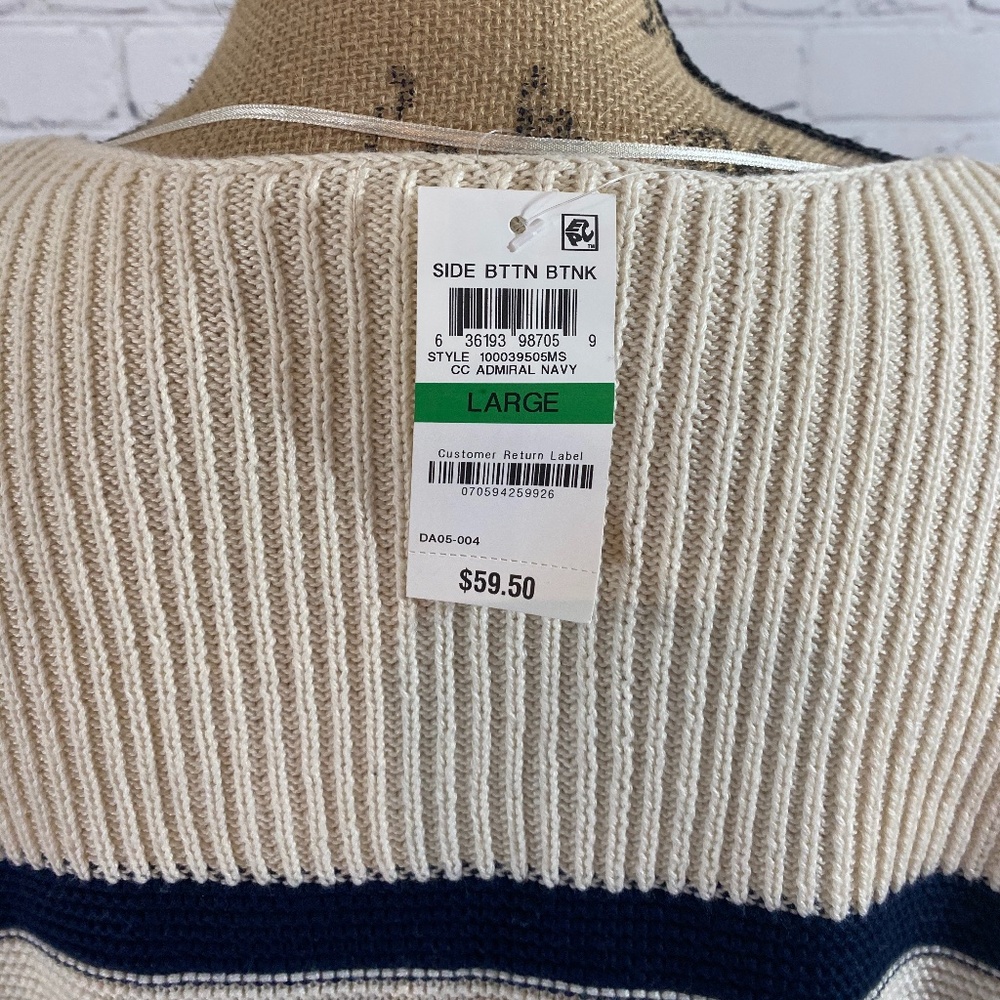 Cute Sweater - Picture 5 of 7
